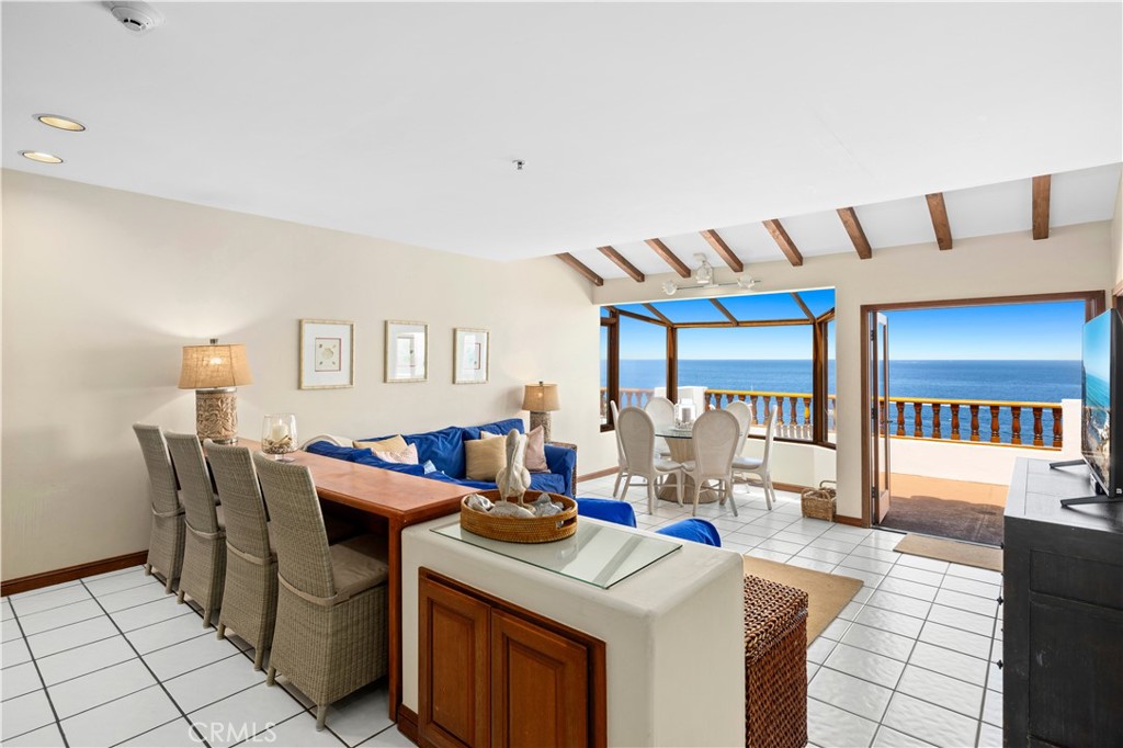 63 Camino De Flores 22