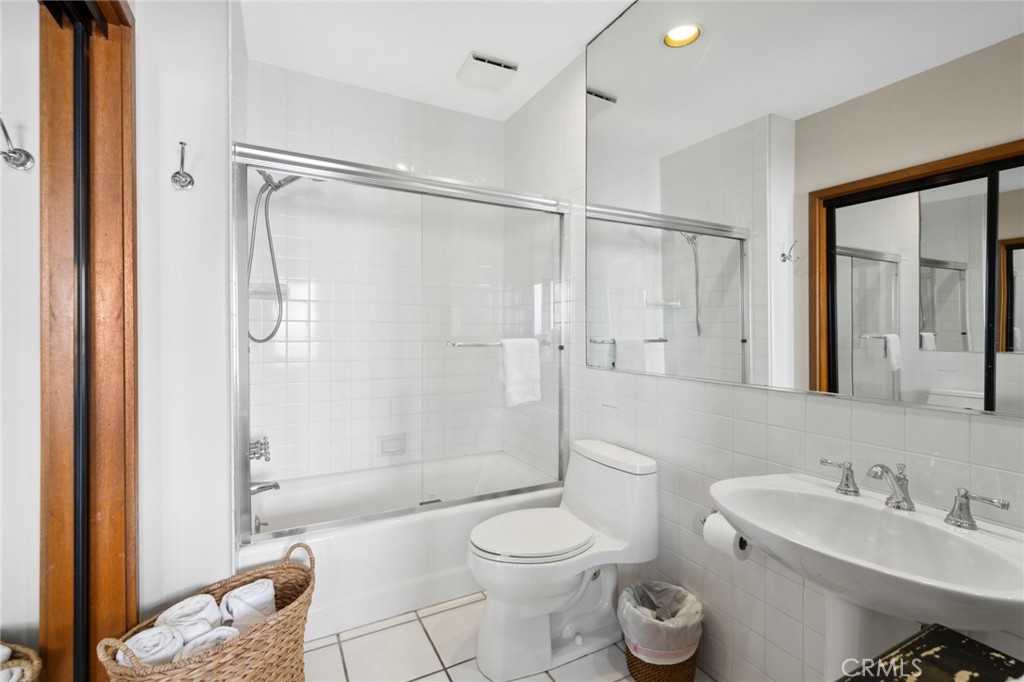 63 Camino De Flores 22