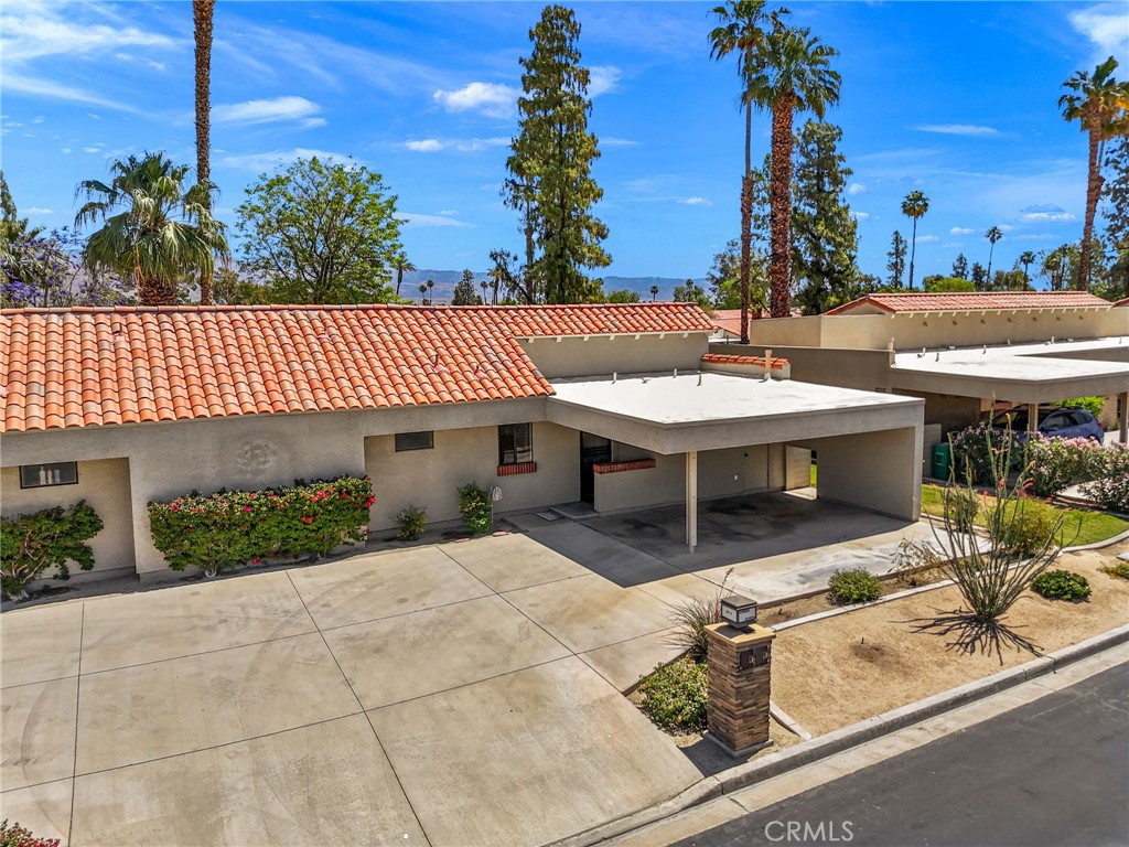 40900 La Costa Circle W