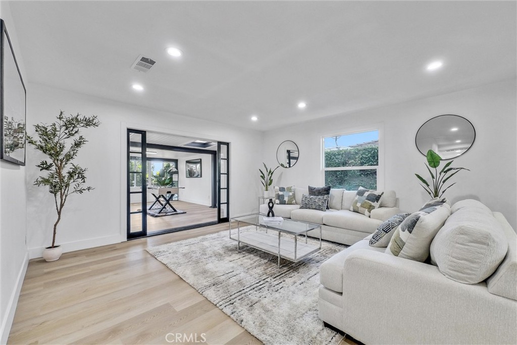 11841 Tigrina Avenue