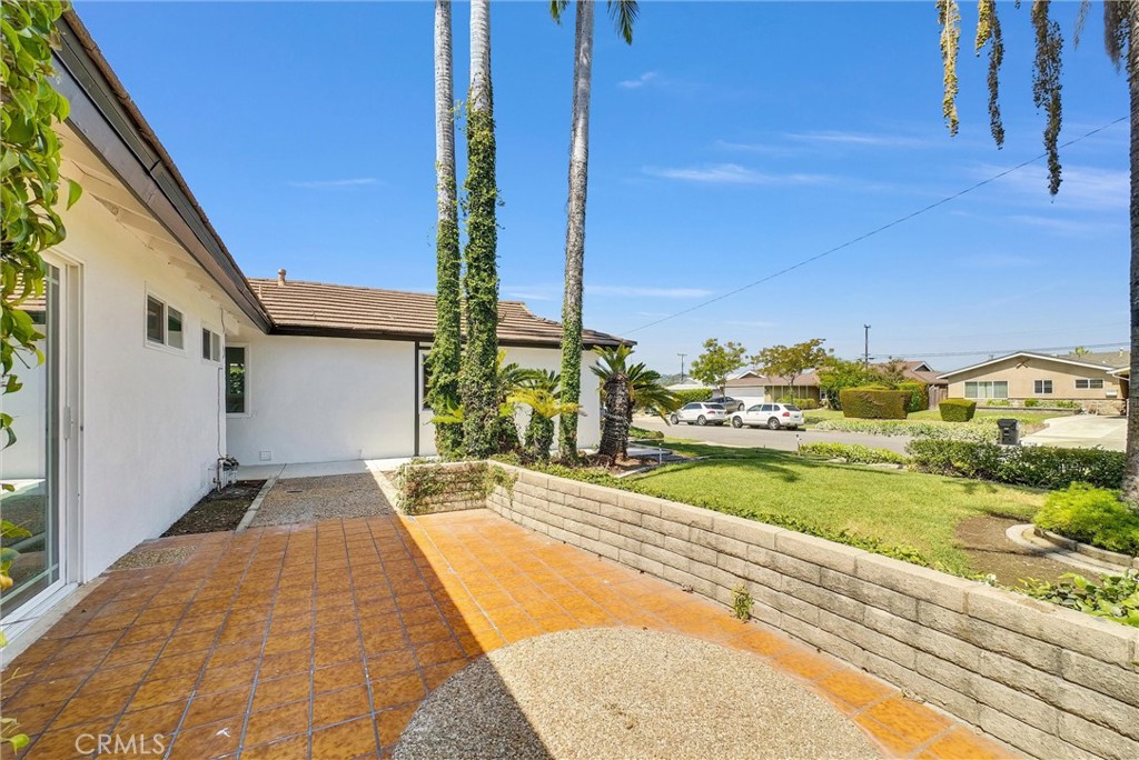 11841 Tigrina Avenue