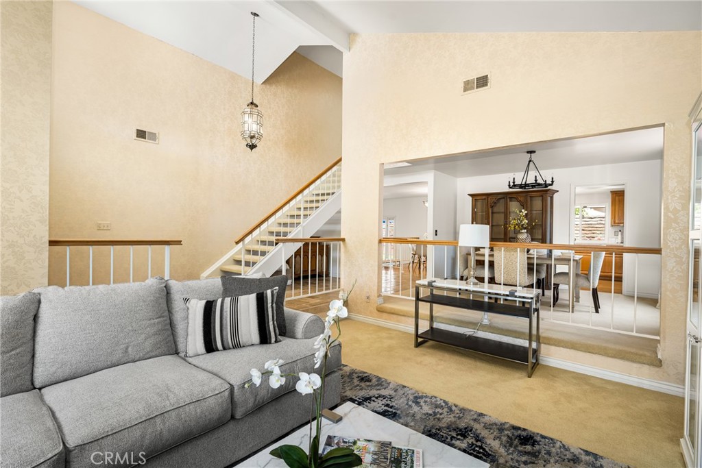 934 S La Salle Circle