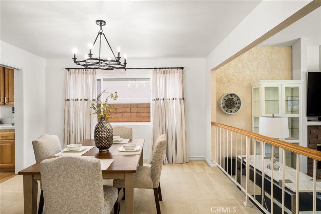 934 S La Salle Circle