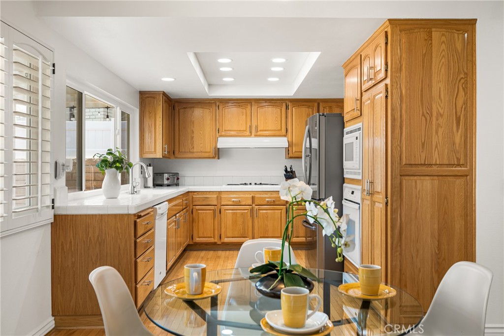 934 S La Salle Circle