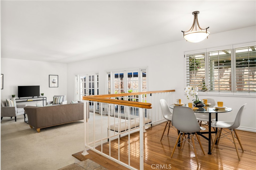 934 S La Salle Circle