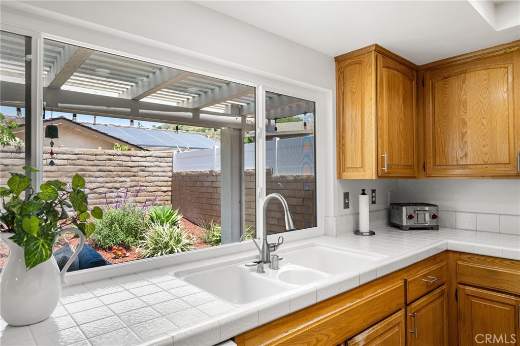 934 S La Salle Circle