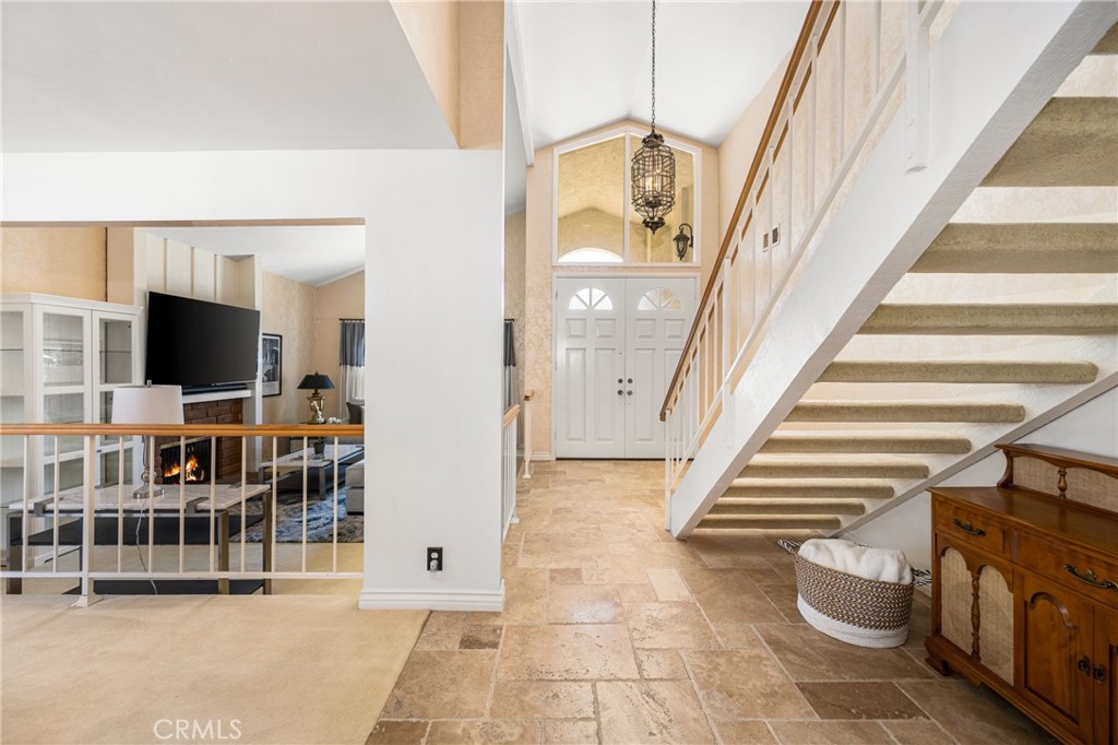 934 S La Salle Circle