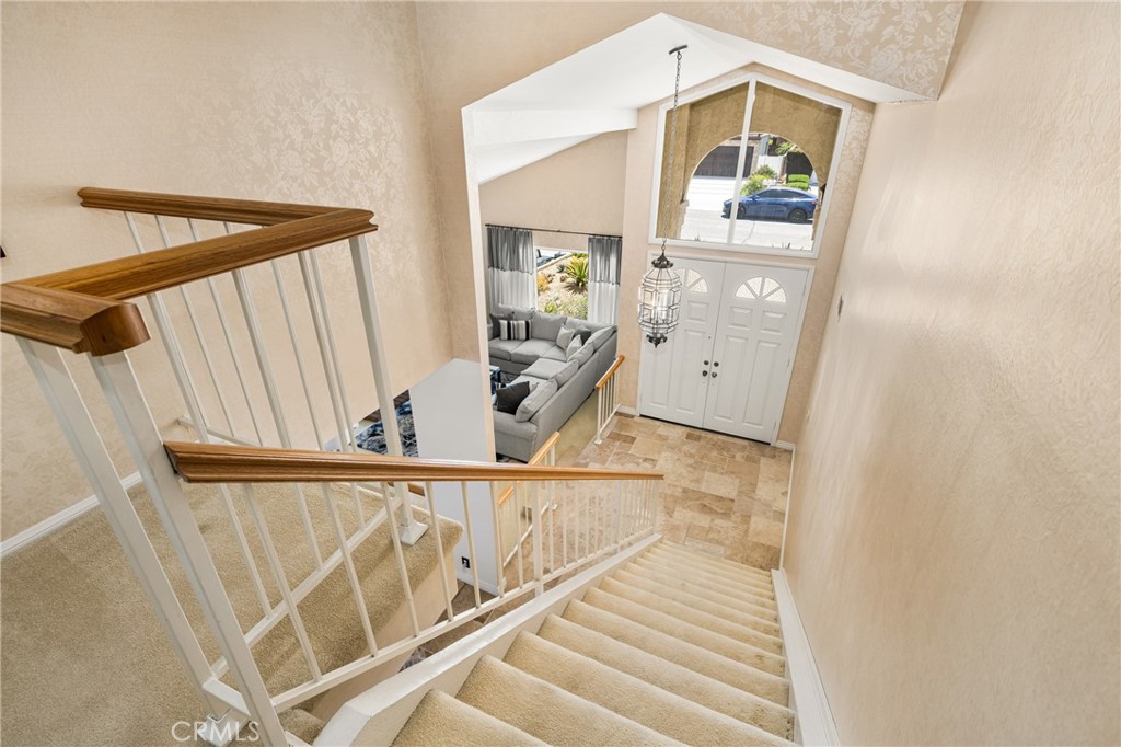 934 S La Salle Circle