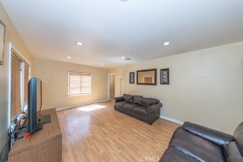 2326 W Channing Street