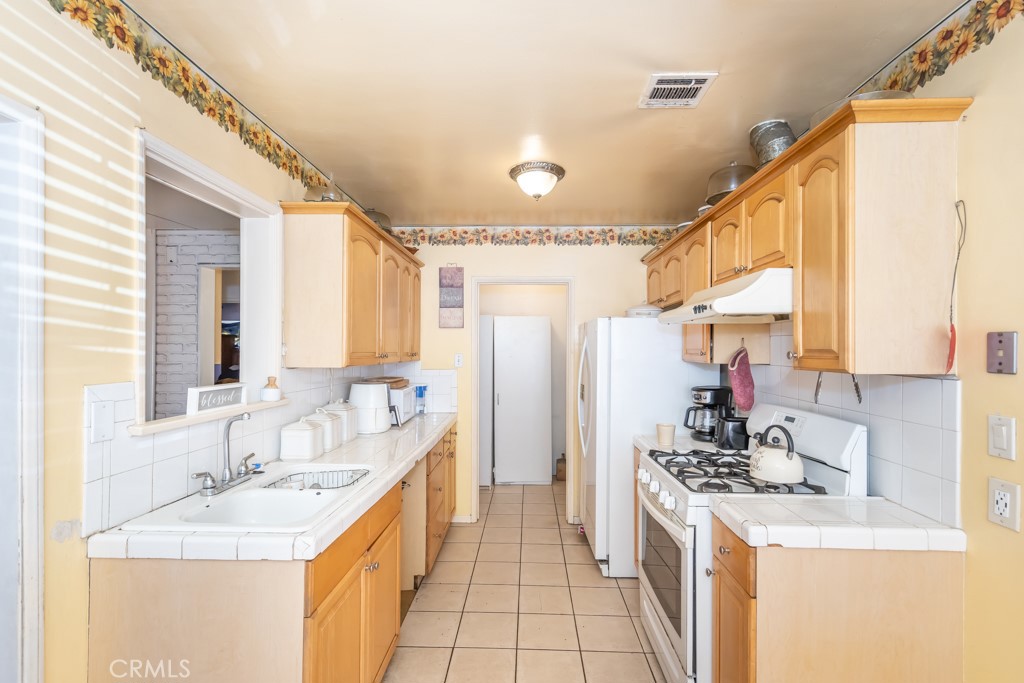 2326 W Channing Street