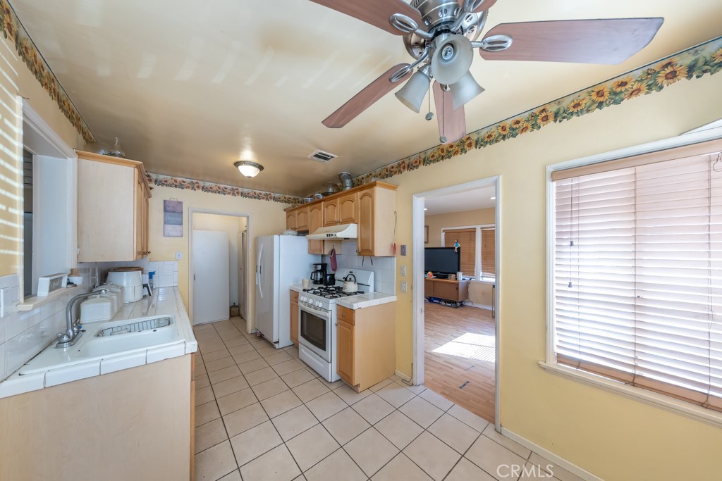 2326 W Channing Street