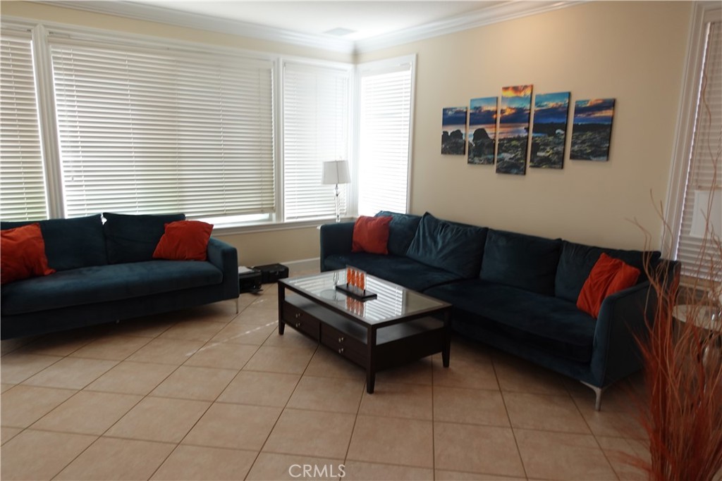 8810 E Banner Ridge Drive