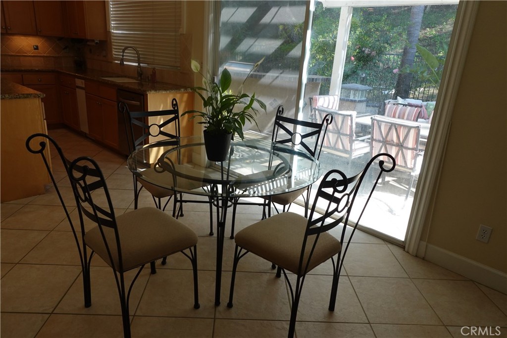 8810 E Banner Ridge Drive