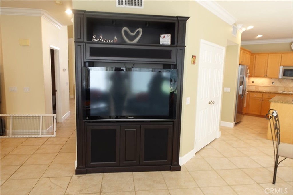 8810 E Banner Ridge Drive