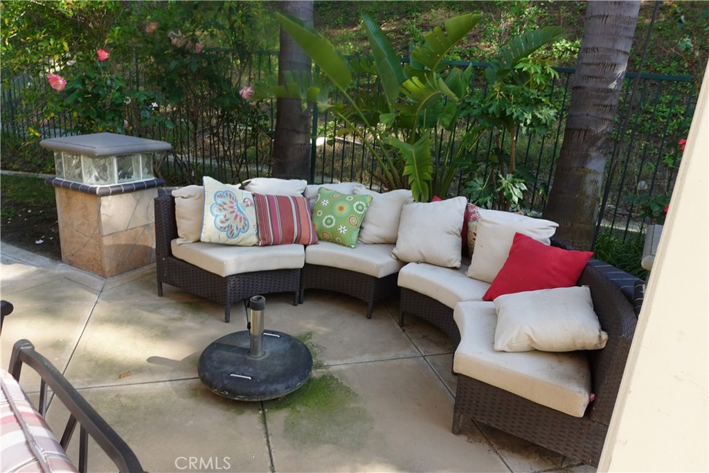 8810 E Banner Ridge Drive