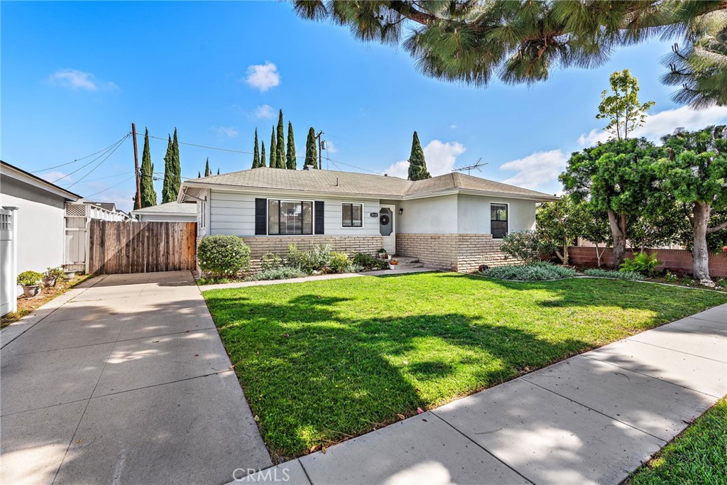 5113 E Mezzanine Way