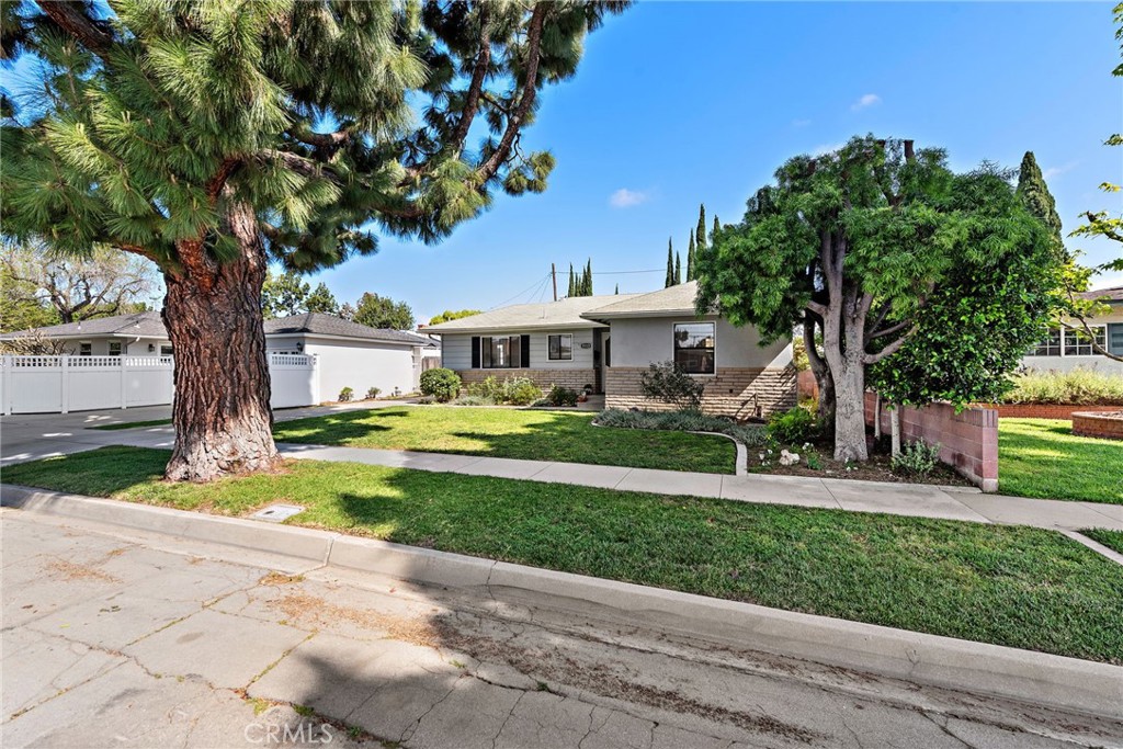 5113 E Mezzanine Way