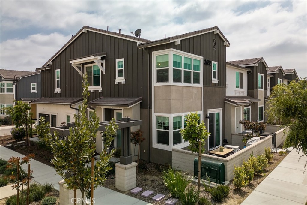 3652 E Moonlight Street 85