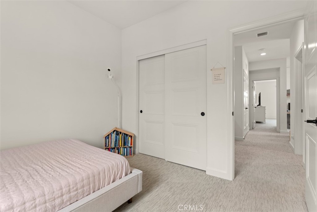 3652 E Moonlight Street 85