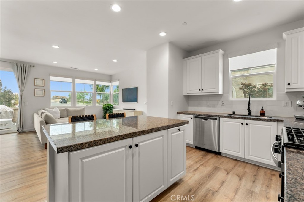 3652 E Moonlight Street 85