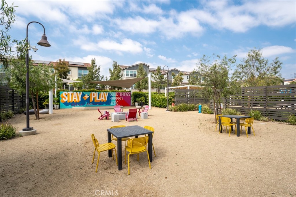 3652 E Moonlight Street 85