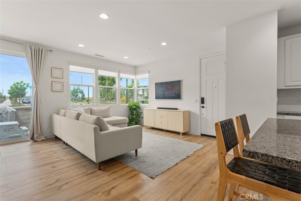 3652 E Moonlight Street 85