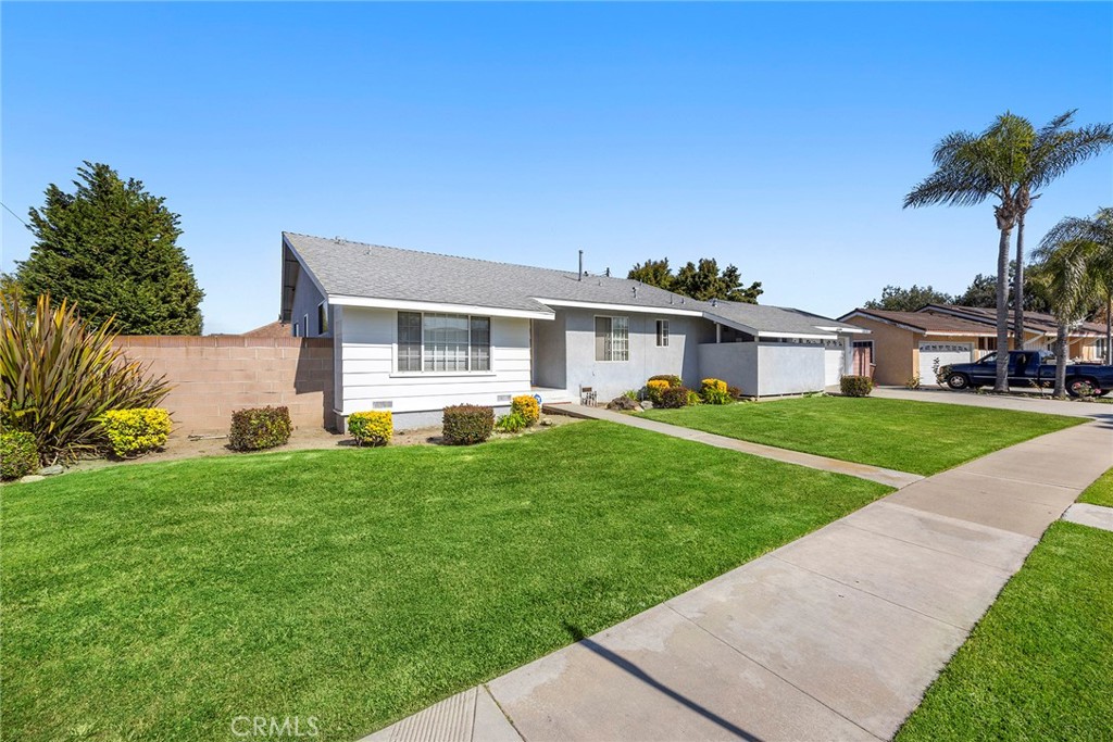 208 N Bel Air Street