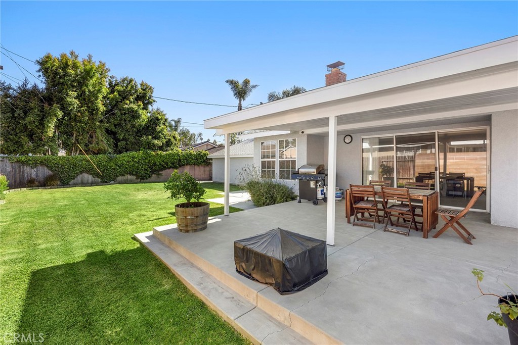 208 N Bel Air Street