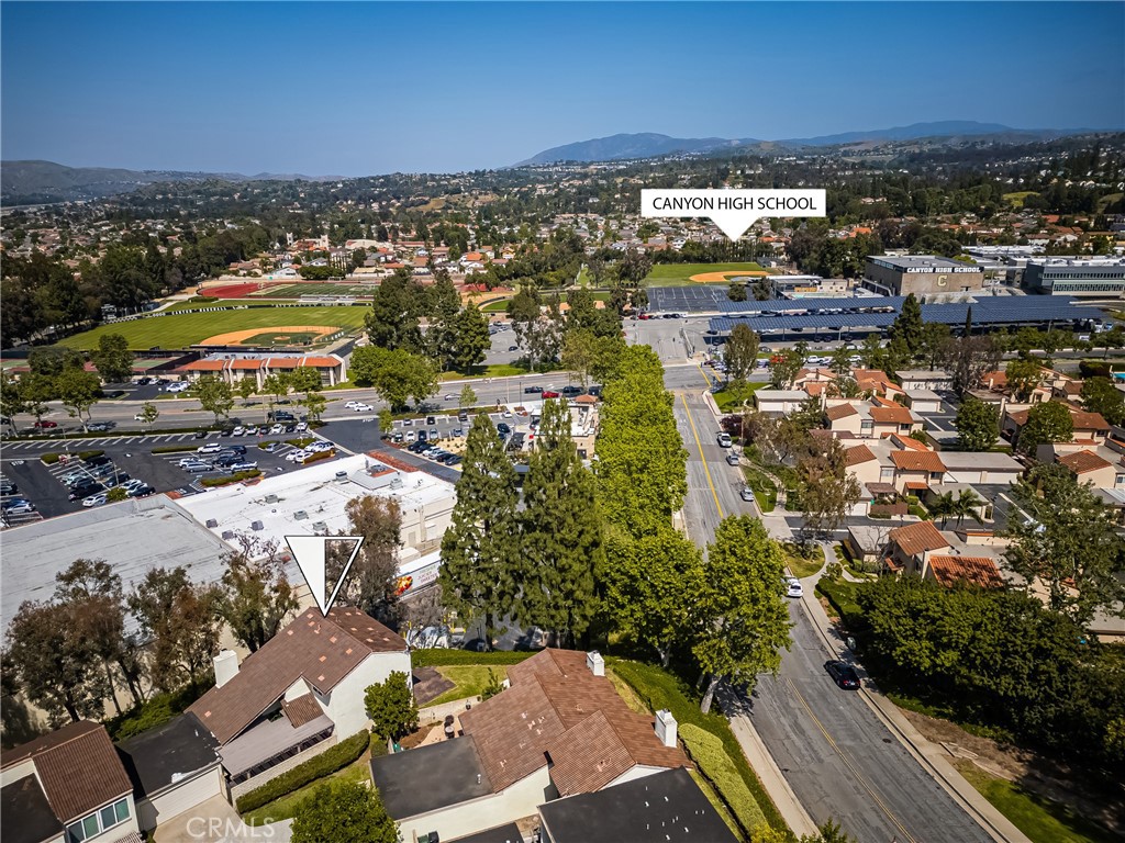 5554 E Vista Del Rio