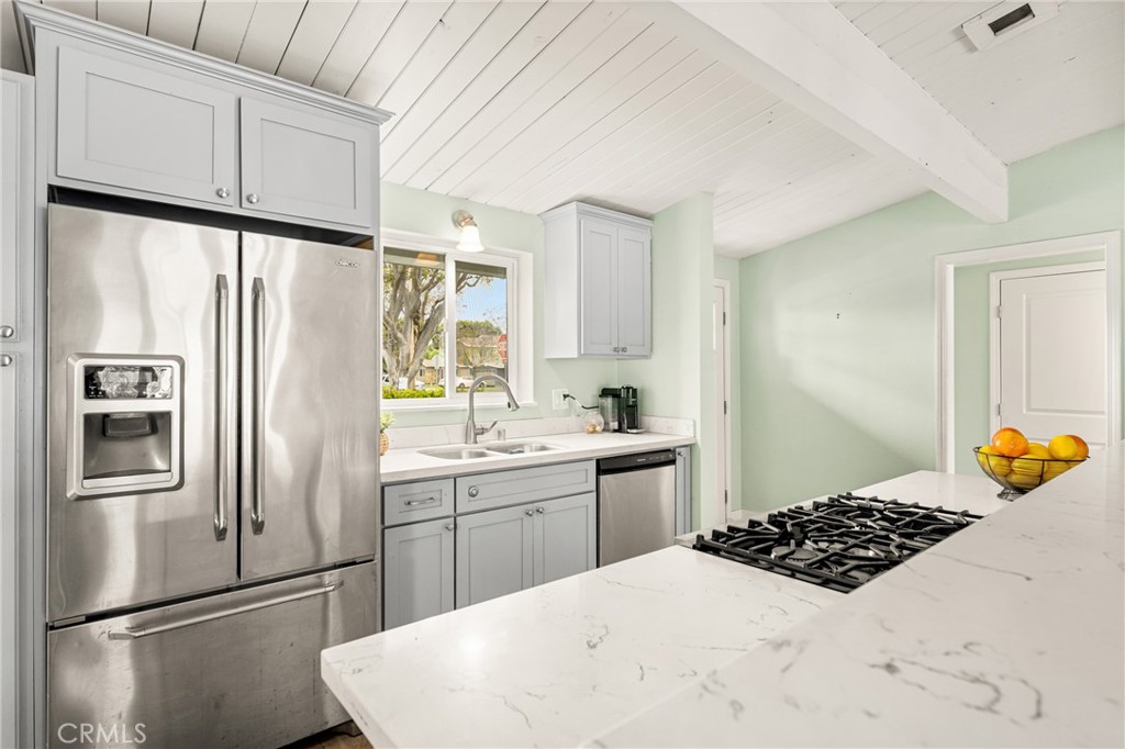 2233 N Spruce Street