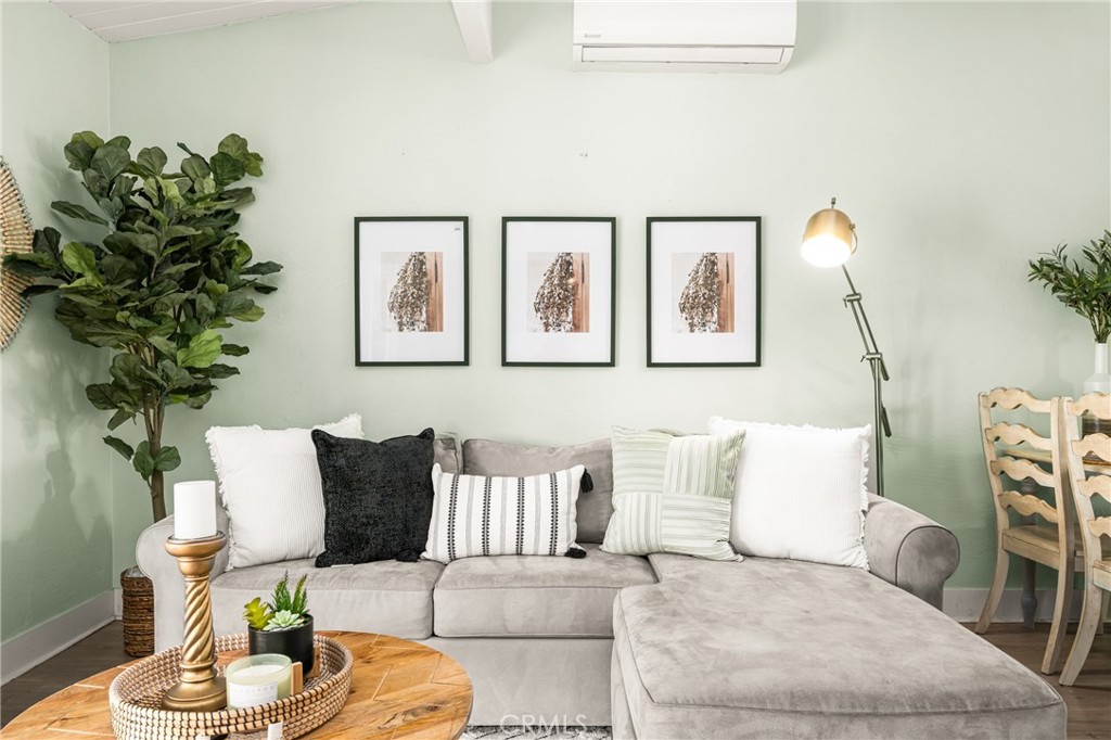 2233 N Spruce Street