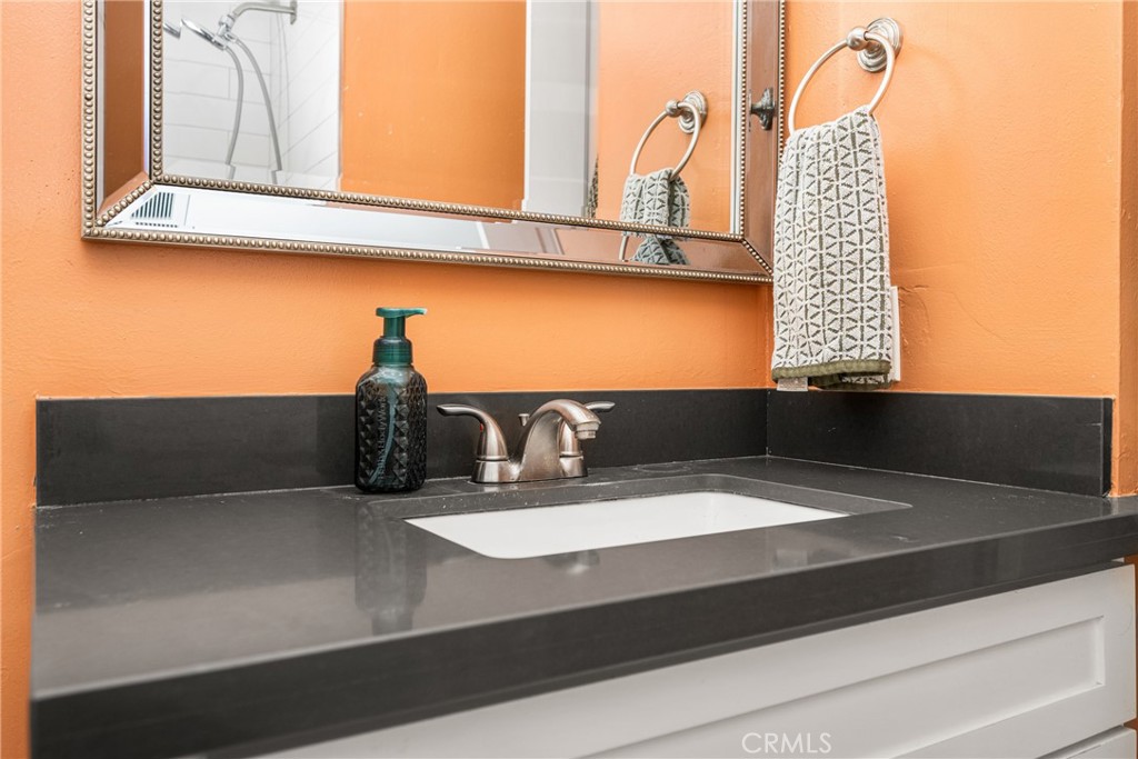 2233 N Spruce Street