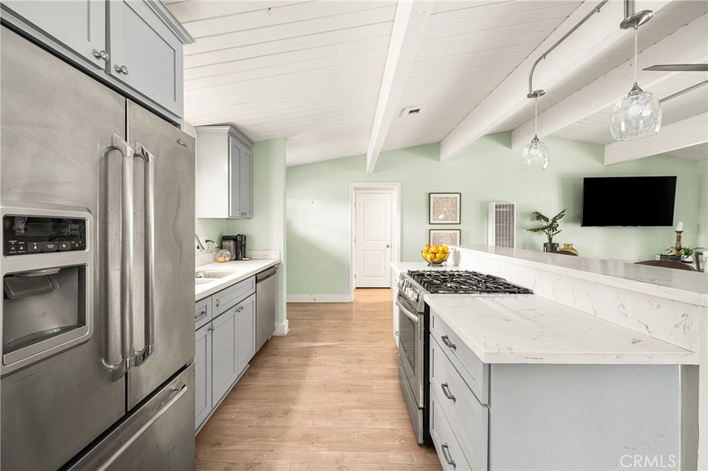 2233 N Spruce Street