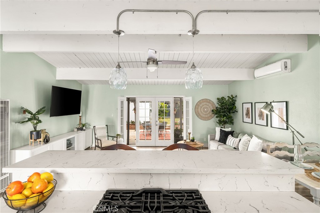 2233 N Spruce Street