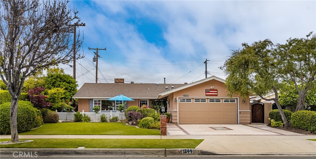 1244 E Culver