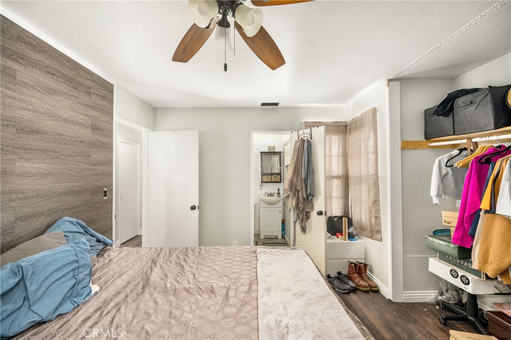 7296 Cherokee Circle