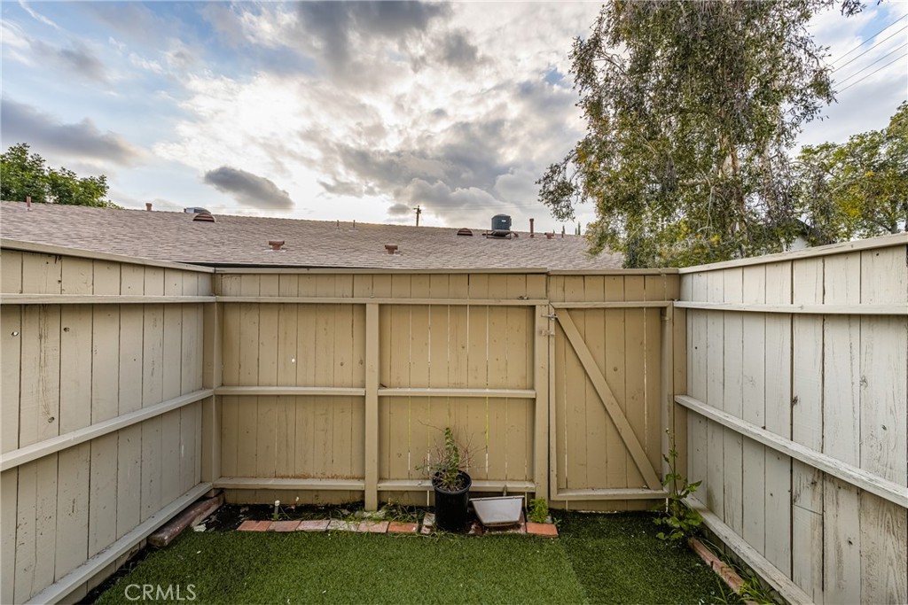605 W Dunton Avenue 15