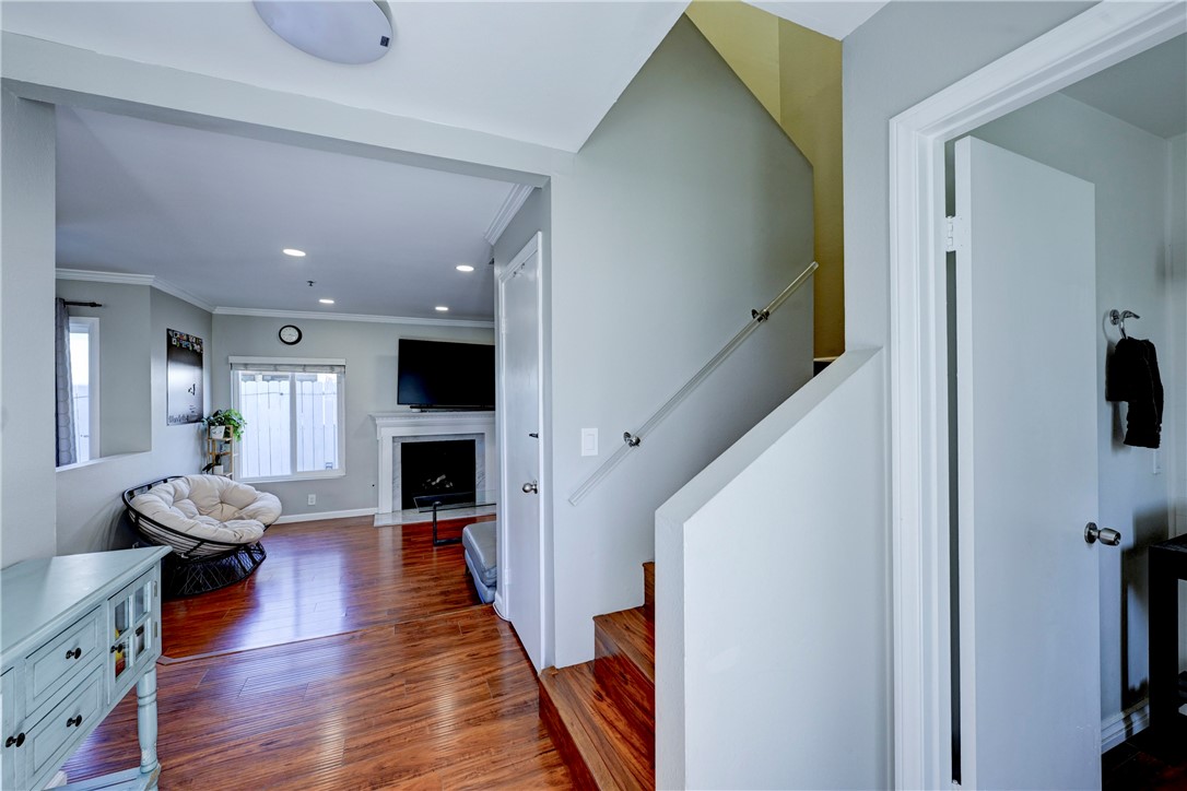 260 Victoria Street 5