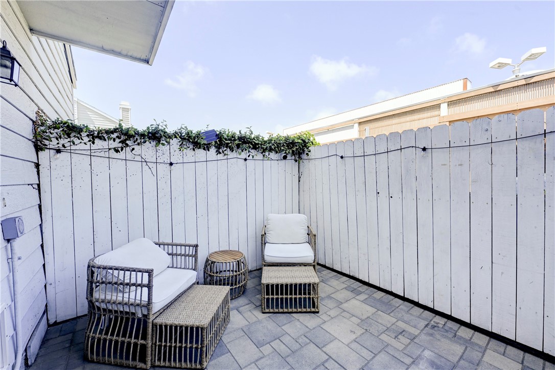 260 Victoria Street 5