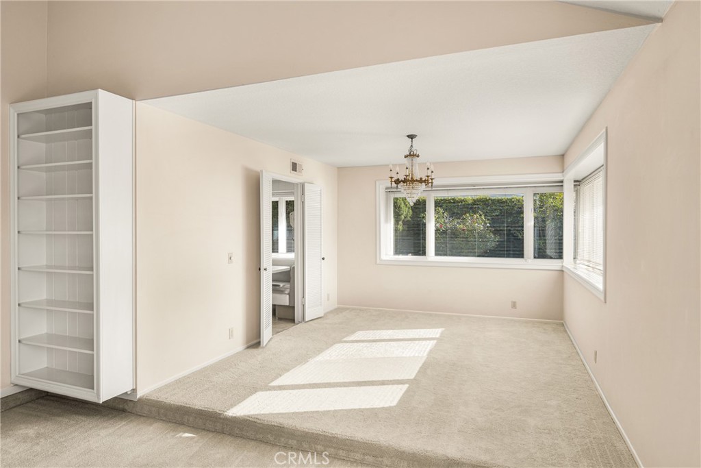 10655 Equestrian Drive