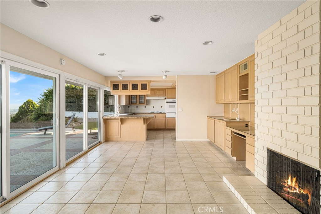 10655 Equestrian Drive