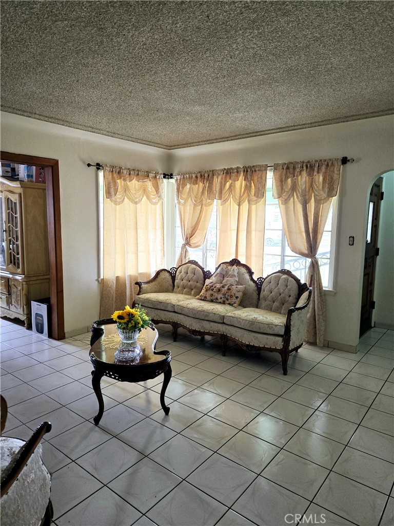 6834 Mayflower Avenue