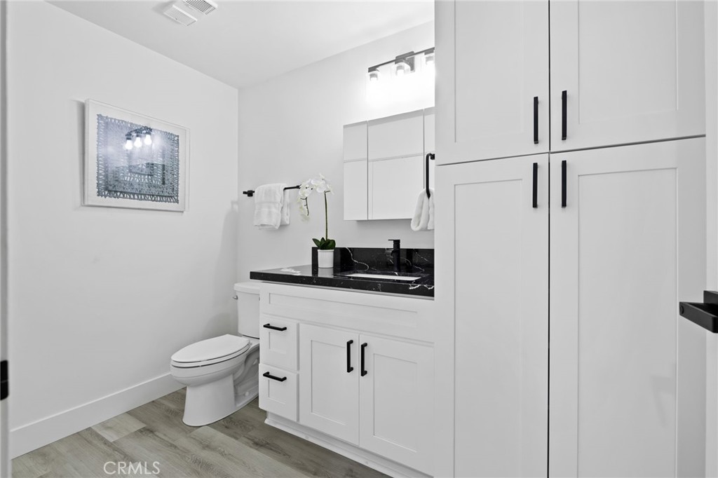 1310 E Ocean Boulevard 1403