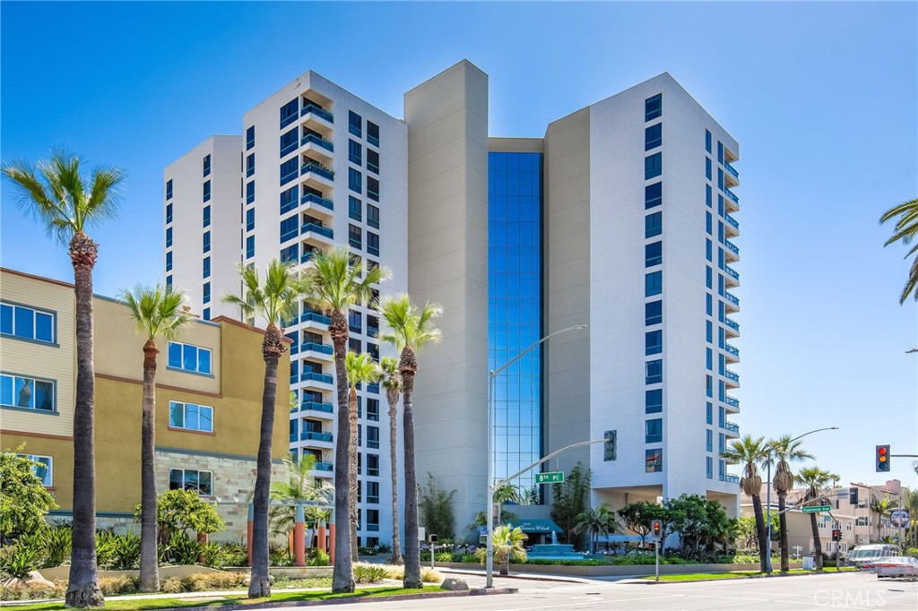 1310 E Ocean Boulevard 1403