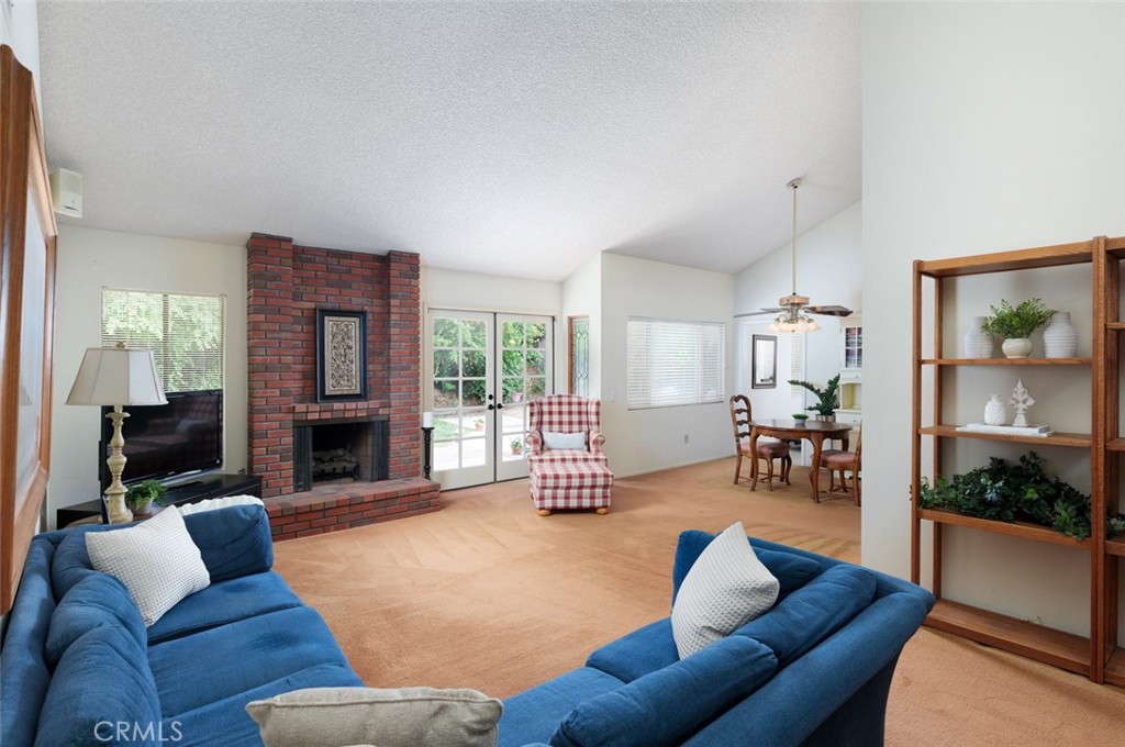 6305 E Mabury Avenue