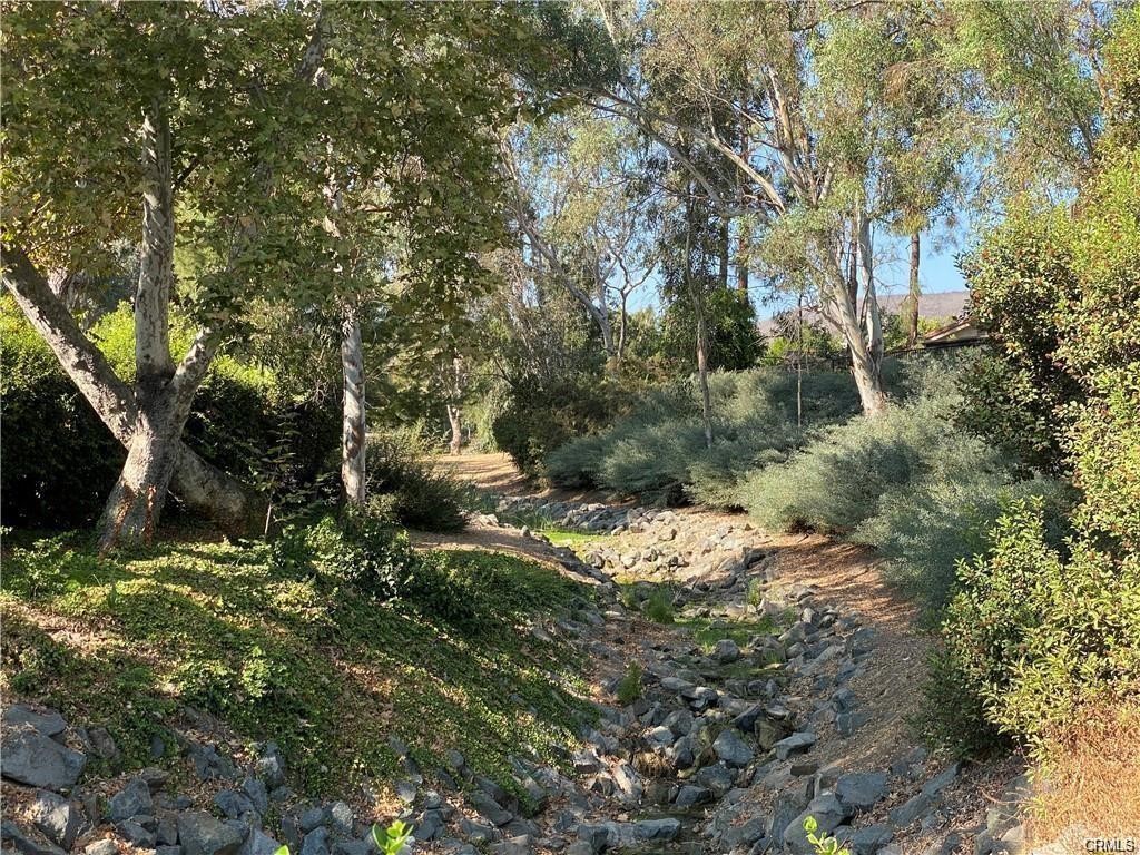 6305 E Mabury Avenue