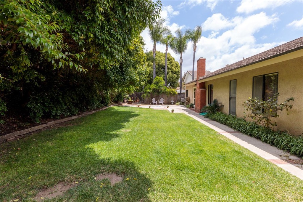 6305 E Mabury Avenue