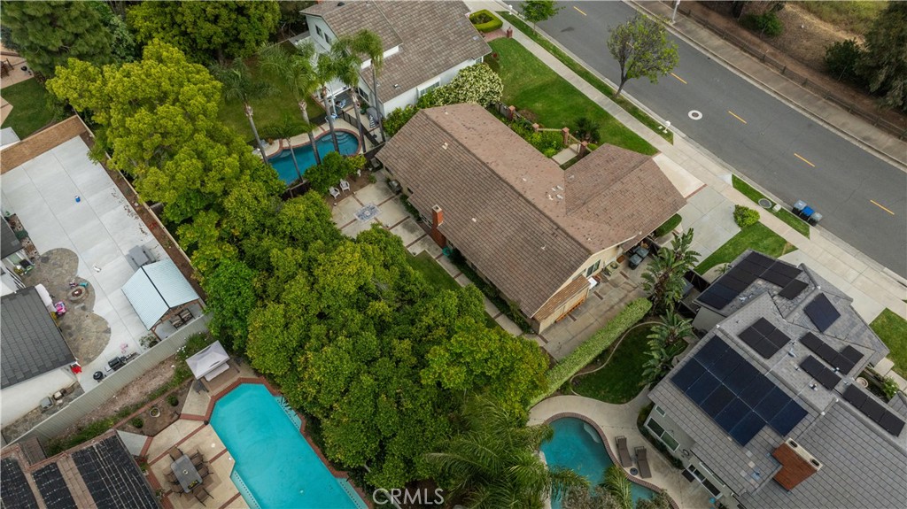 6305 E Mabury Avenue