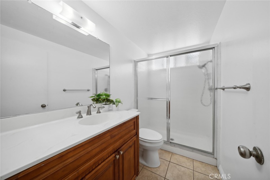 290 N Avenida Segovia