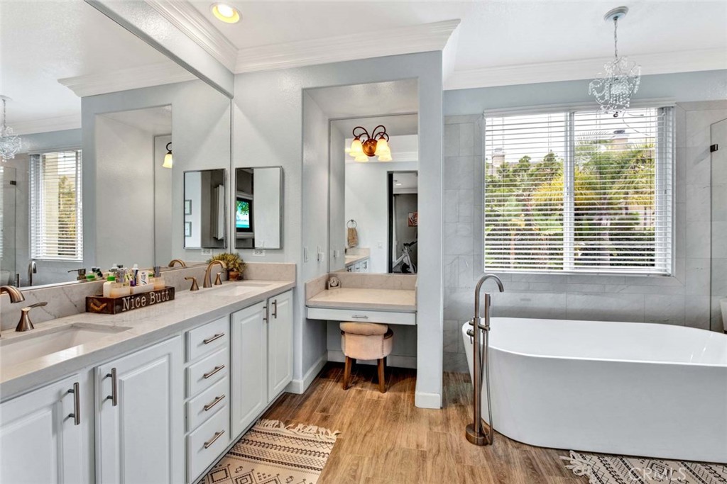 7925 E Cheshire Road